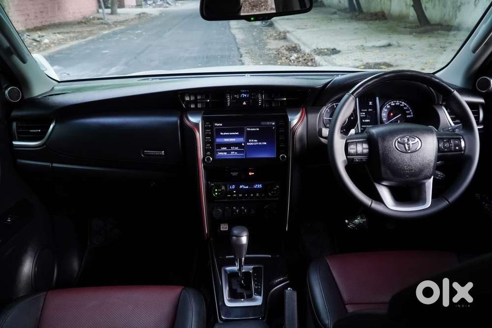 Toyota Fortuner Legender 4x4 At 2.8, 2023, Diesel