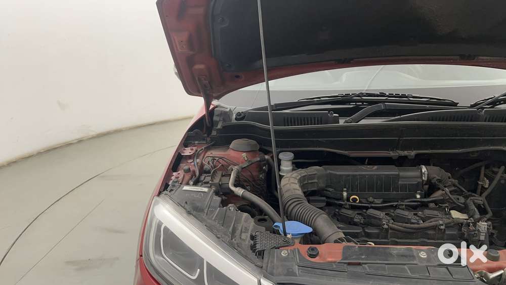 Maruti Suzuki Vitara Brezza 1.5 Zxi Plus Dual Tone, 2021, Petrol