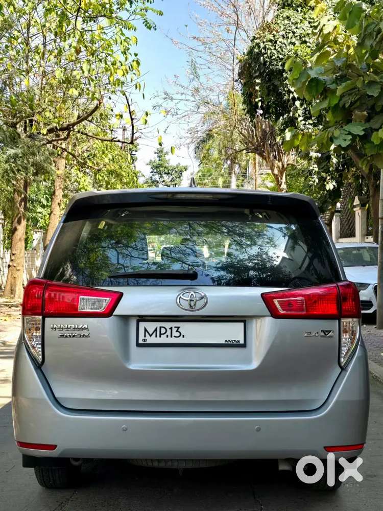 Toyota Innova Crysta 2019