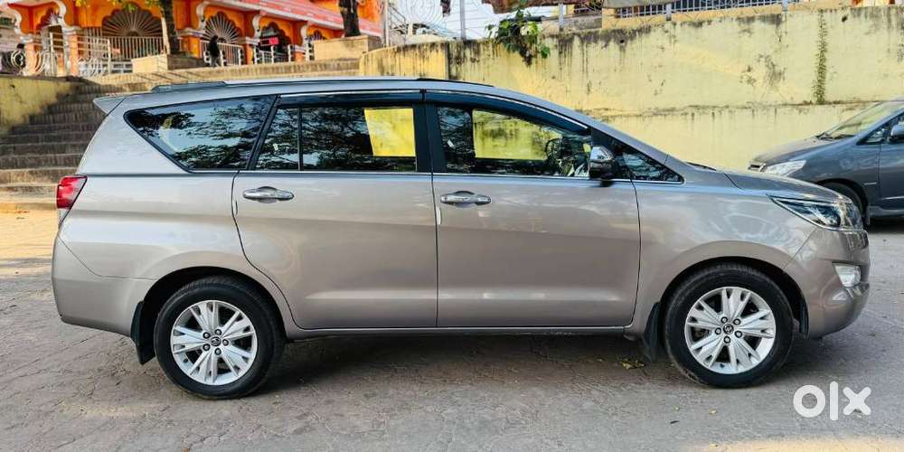 Toyota Innova Crysta 2.8z Automatic, 2019, Diesel