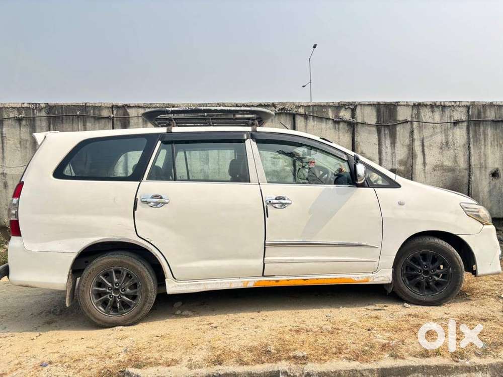 Toyota Innova 2016 For Sale. 6lakhs