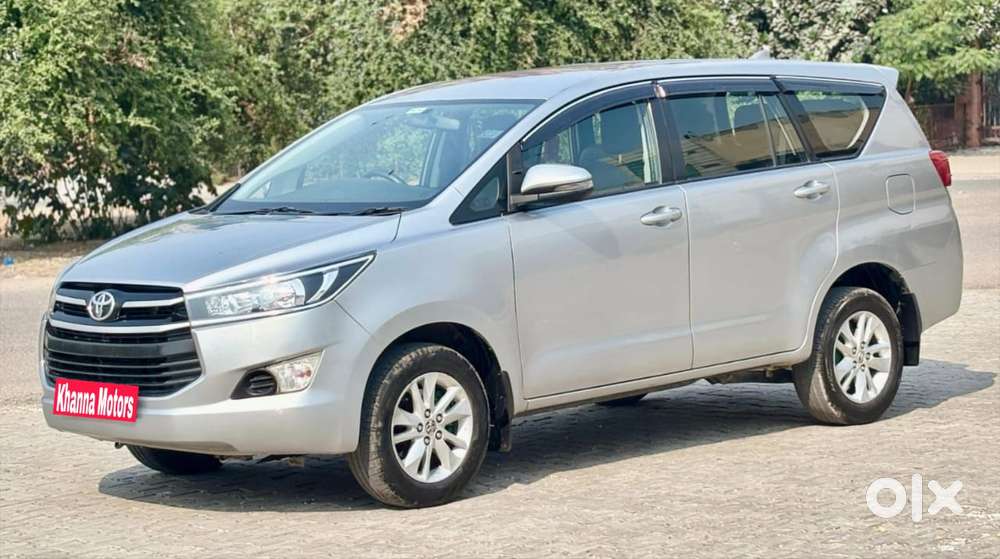 Toyota Innova Crysta 2.4 G Mt, 2017, Diesel