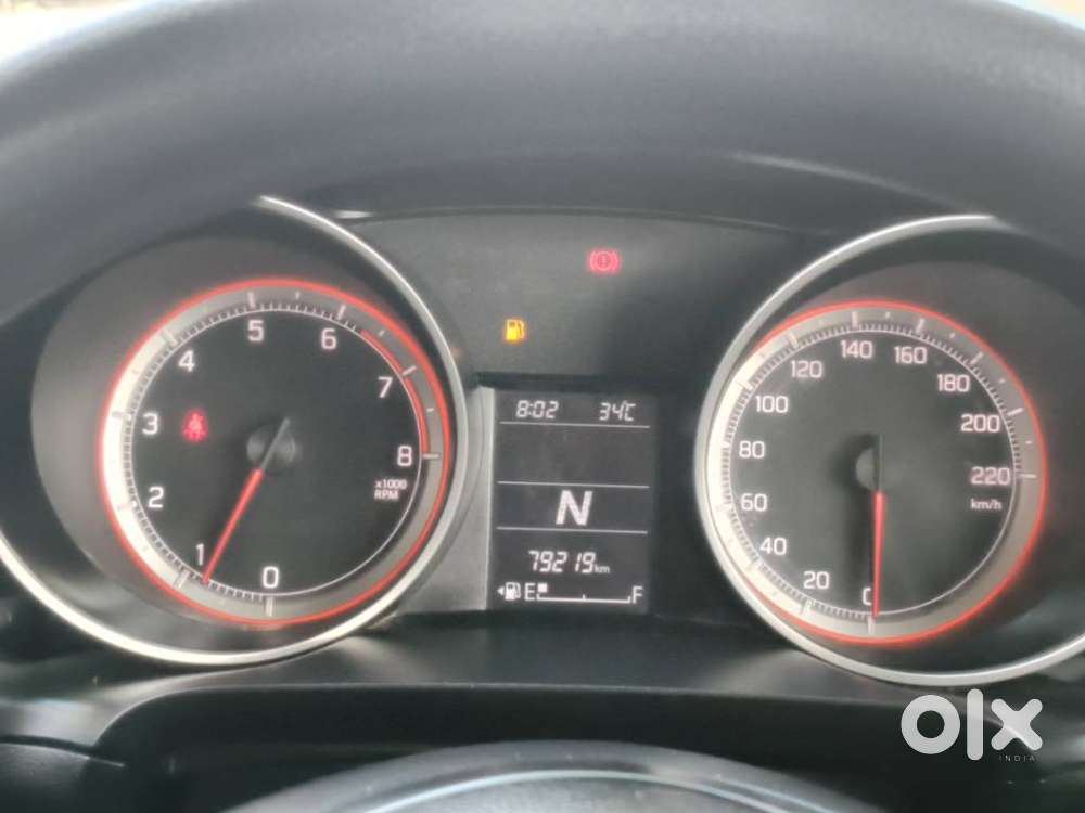 Maruti Suzuki Swift Amt Vxi, 2020, Petrol