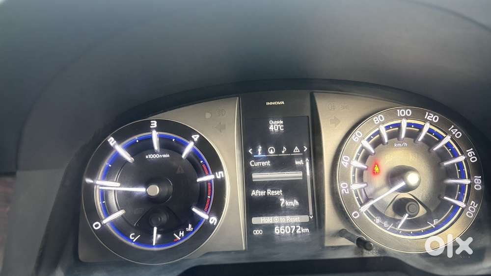 Toyota Innova Crysta 2.4 Vx Mt, 2018, Diesel