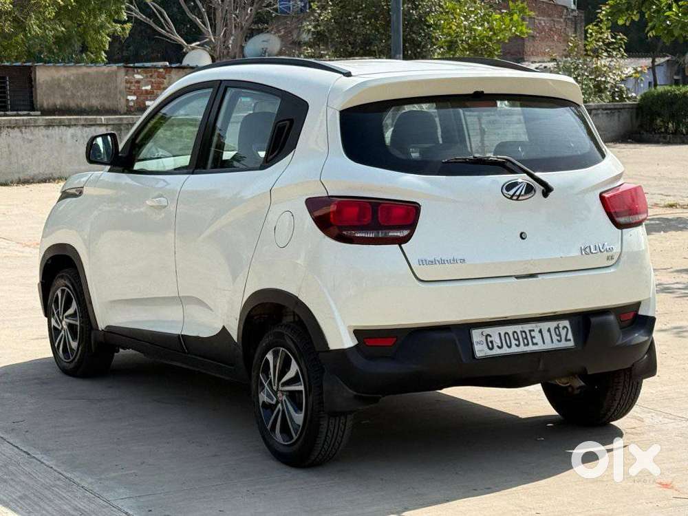 Mahindra Kuv 100
