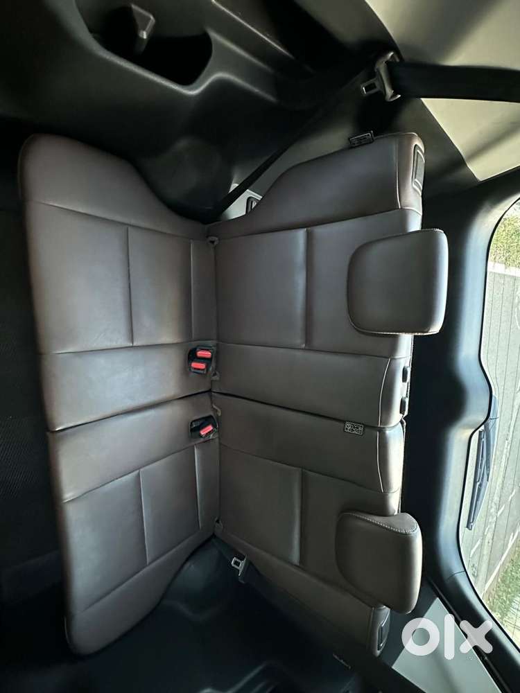 Toyota Innova Crysta [2020-ongoing] 2.4 Zx At 7 Str, 2024, Petrol