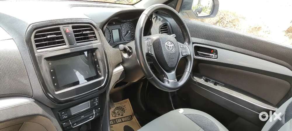 Toyota Urban Cruiser 2022 Petrol 30363 Km Driven