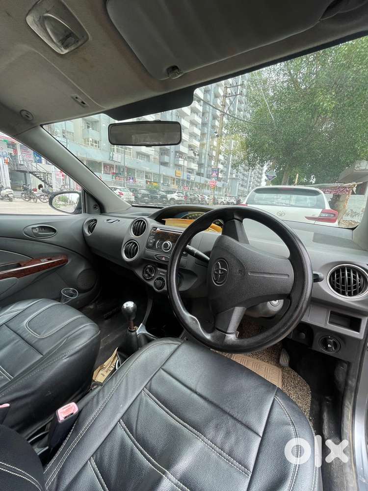 Toyota Etios Liva 2013