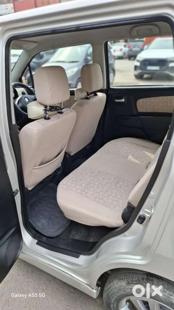 Maruti Suzuki Wagon R Amt Vxi Option, 2017, Petrol