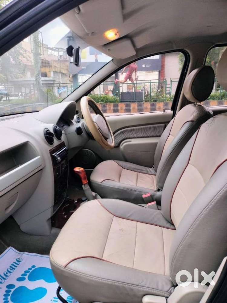 Mahindra Renault Logan Edge 1.4 Glx, 2008, Petrol