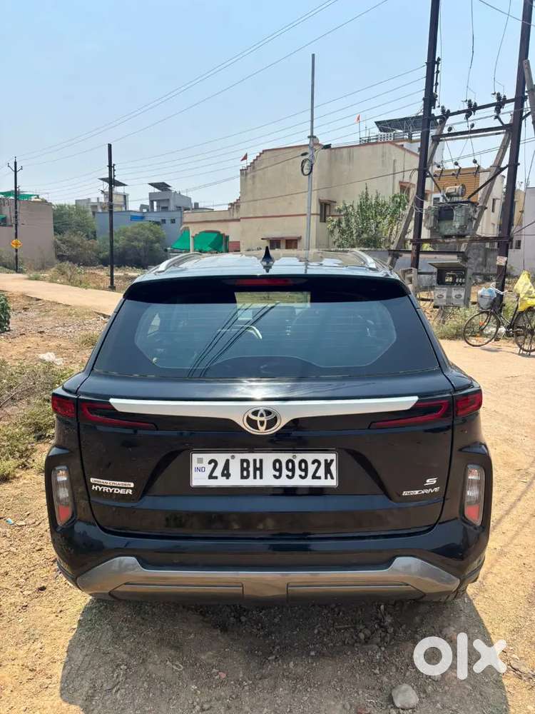 Hyryder S At Black Bh Number