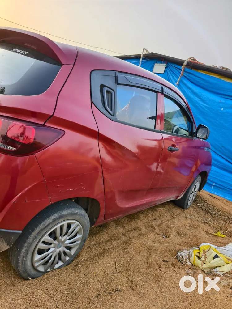 Mahindra Kuv 100 2016
