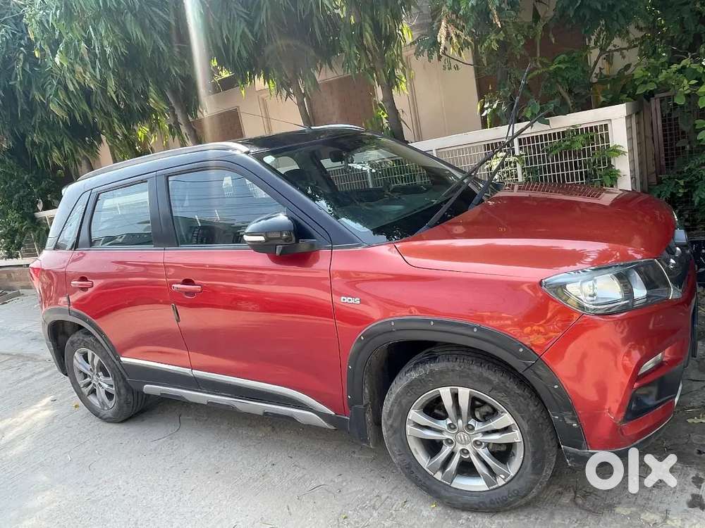 Maruti Suzuki Brezza Zdi+ Dual Tone