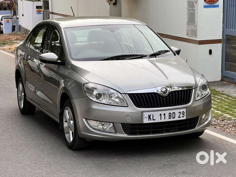 Skoda Rapid [2016-2021] 1.6 Mpi Style Plus, 2016, Petrol