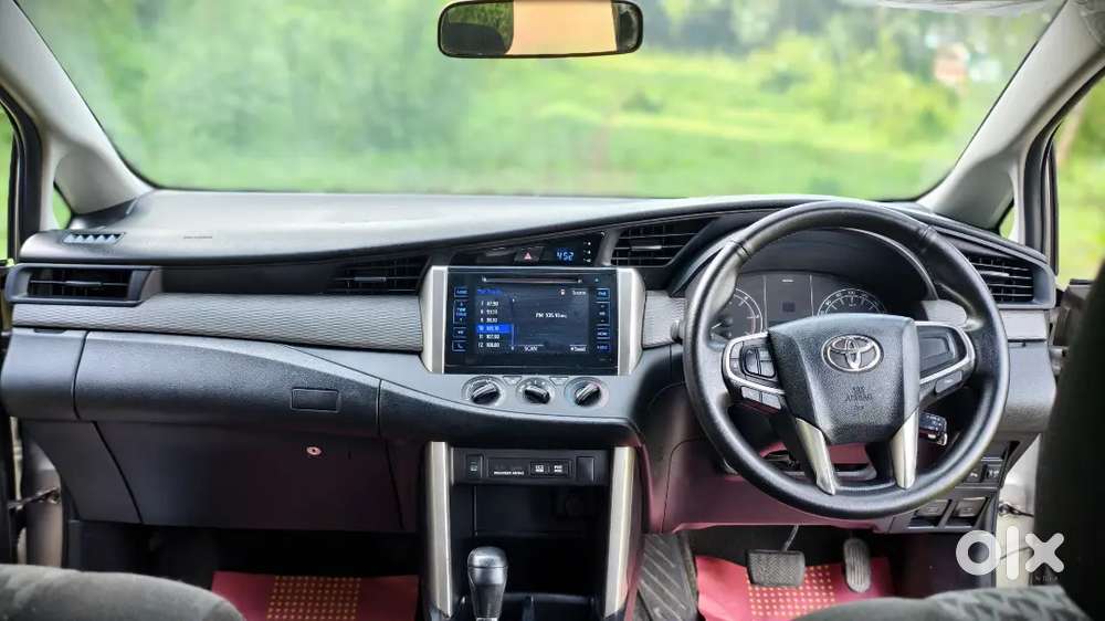 Toyota Innova Crysta 2019