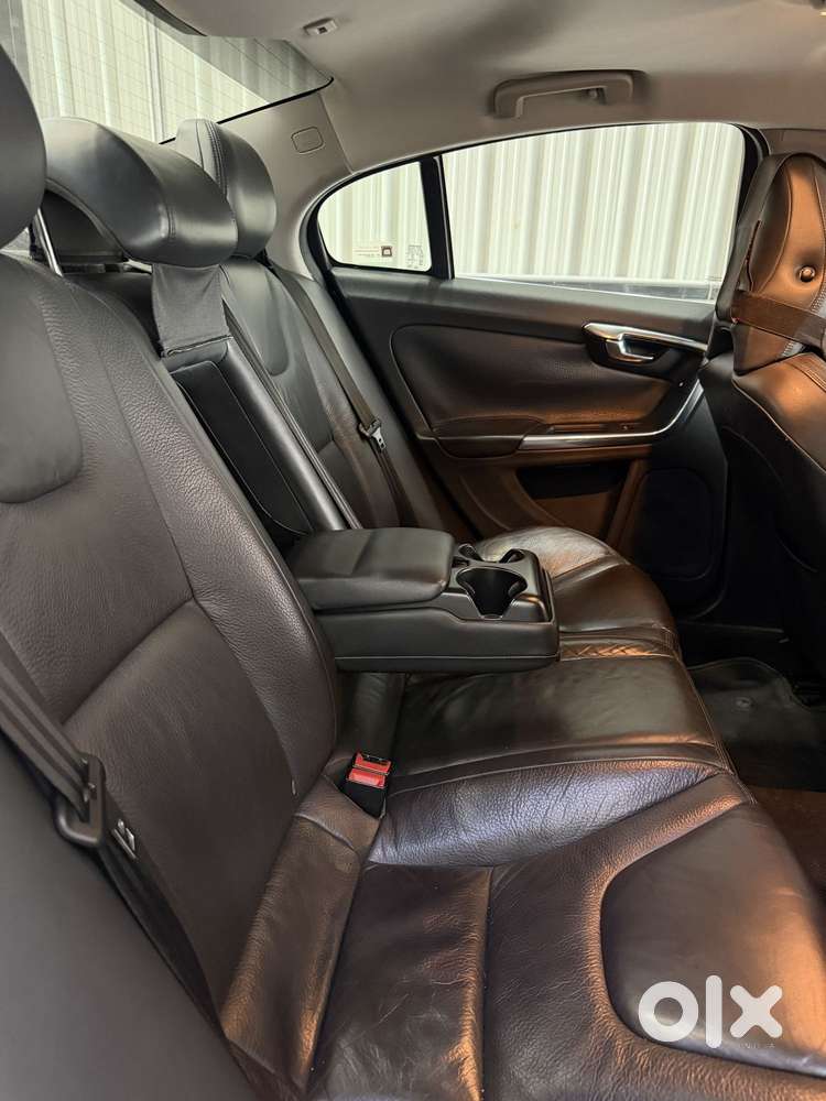 Volvo S60 D5 Inscription, 2015, Diesel