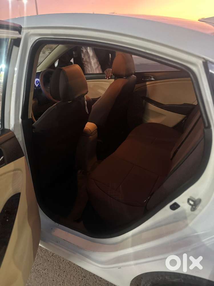 Hyundai Fluidic Verna Diesel 2012