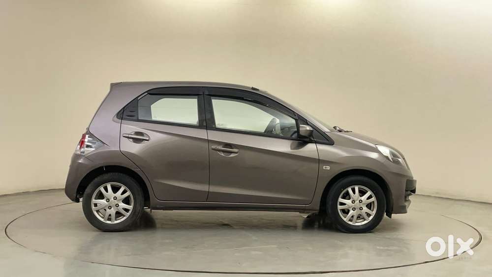 Honda Brio V Mt, 2013, Petrol