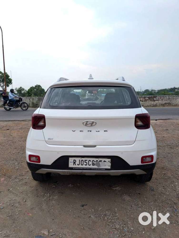 Hyundai Venue 1.5 Crdi Sx (o), 2022, Diesel