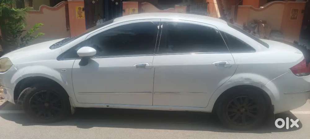 Fiat Linea 2012 Diesel 95000 Km Driven