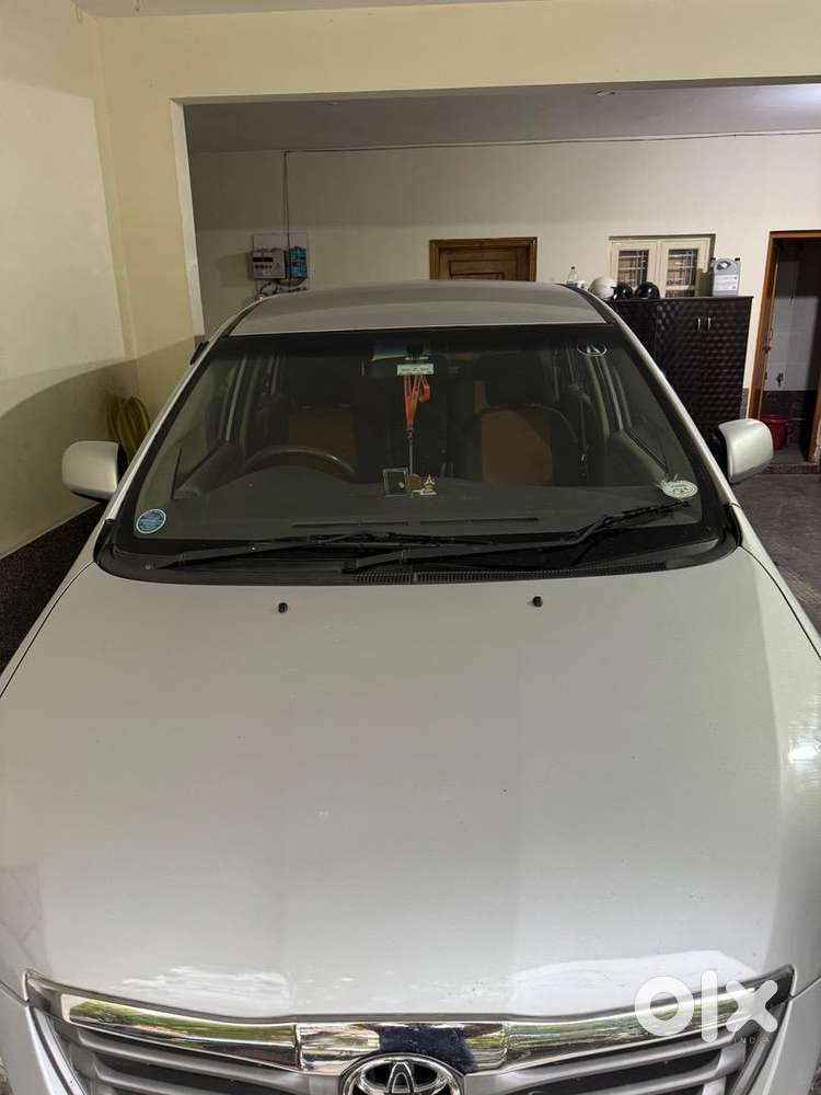 Toyota Innova 2012 Diesel Well Maintained