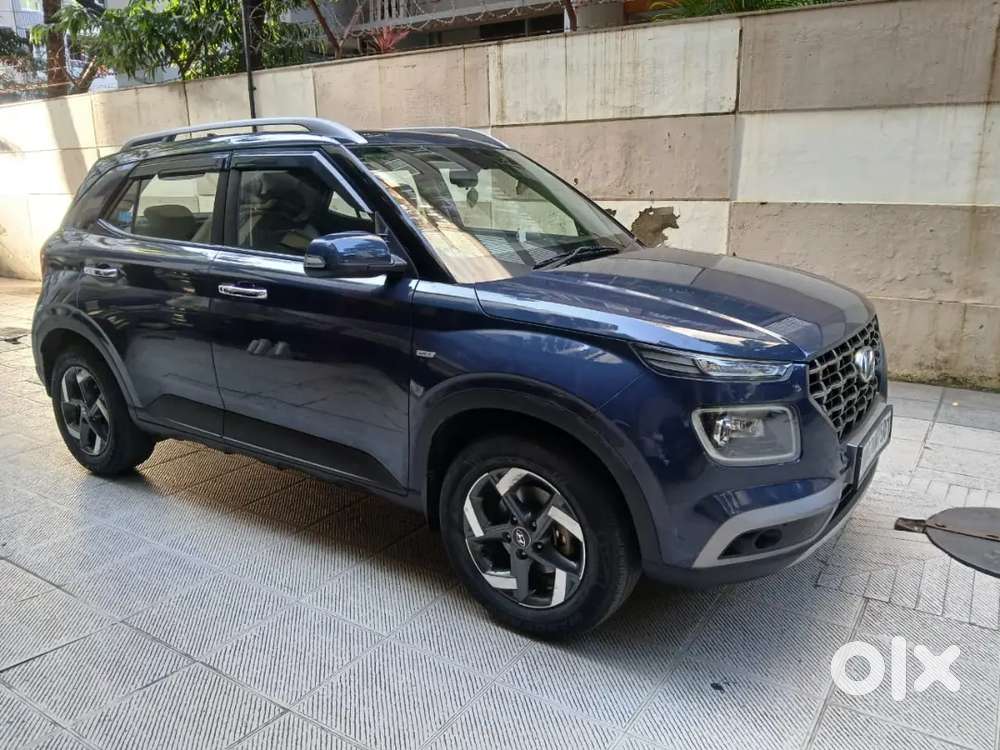 Hyundai Venue 2019 Petrol 35000 Km Driven