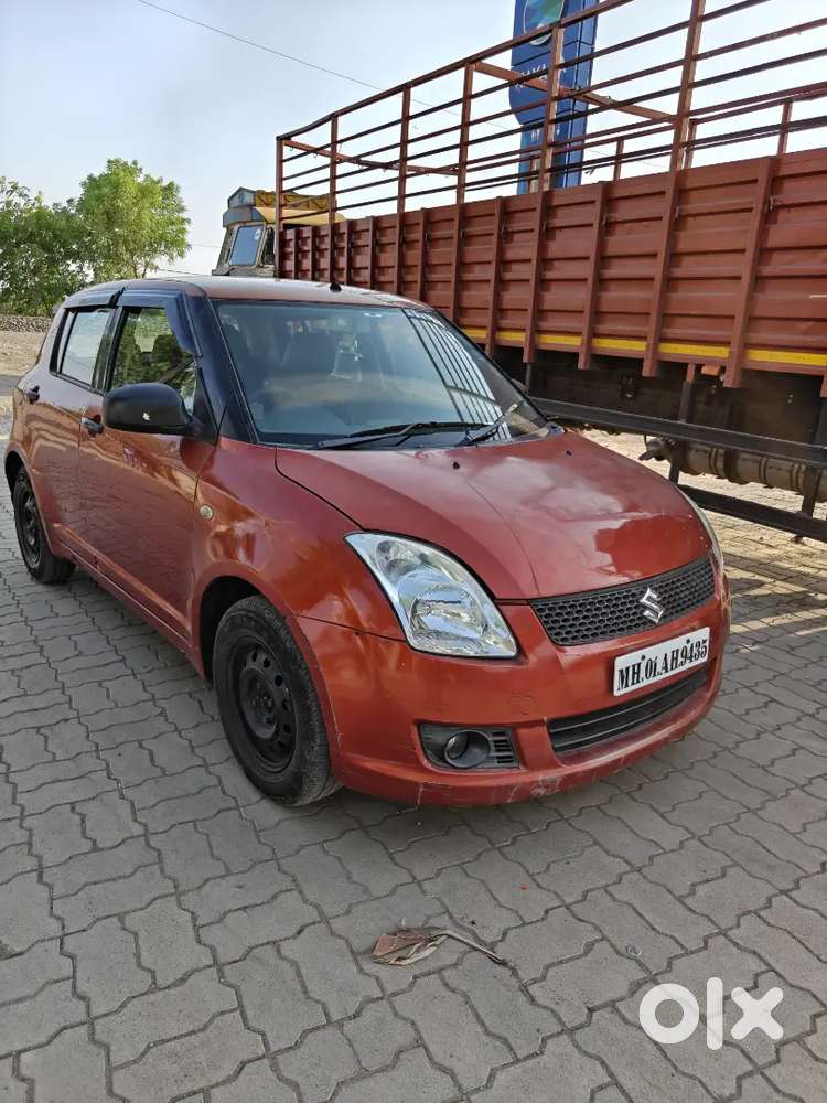 Maruti Suzuki Swift 2009 Petrol 123000 Km Driven