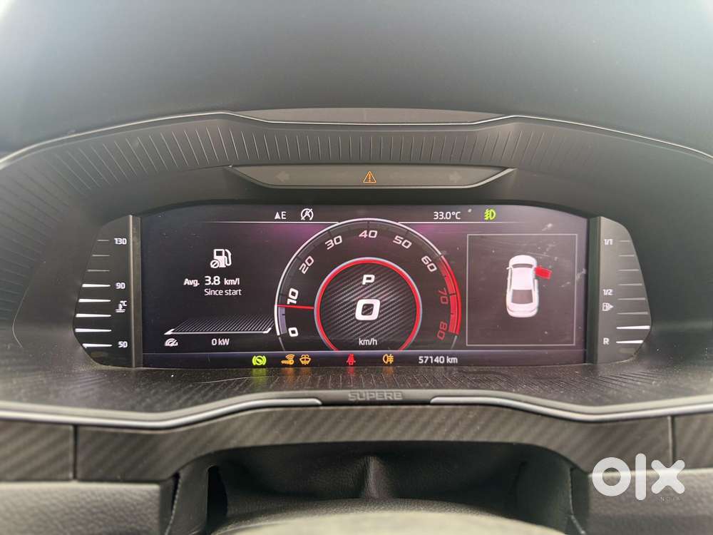 Skoda Superb Sportline 1.8 Tsi At, 2021, Petrol