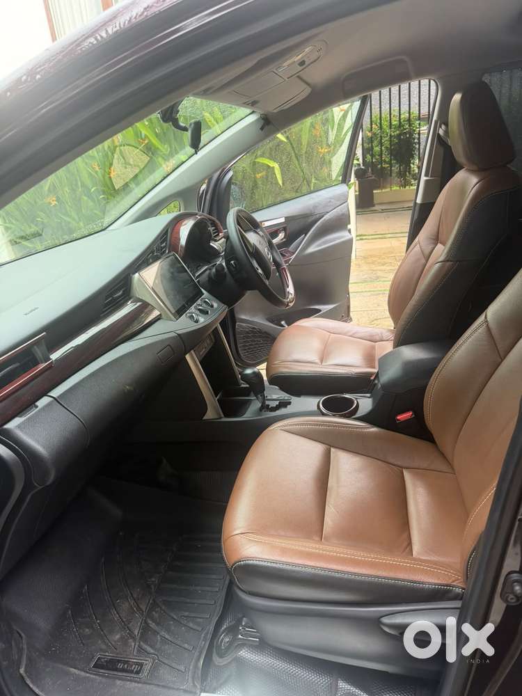Toyota Innova Crysta 2.8 Gx At 8s, 2021, Petrol