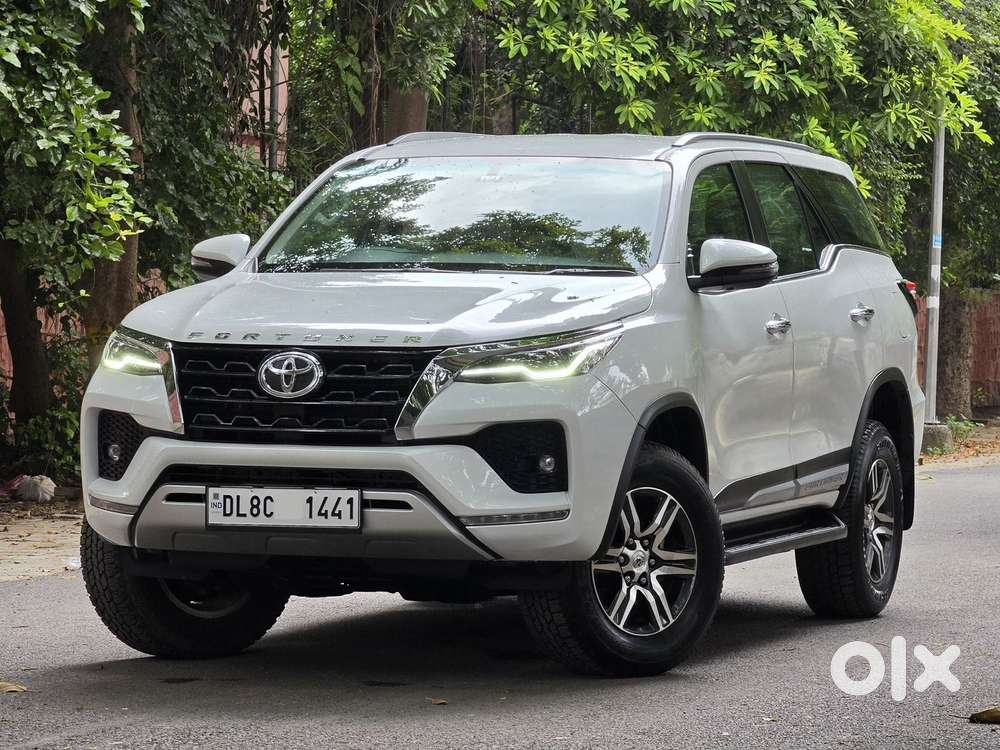 Toyota Fortuner 4x2 At 2.7 Petrol, 2025, Petrol