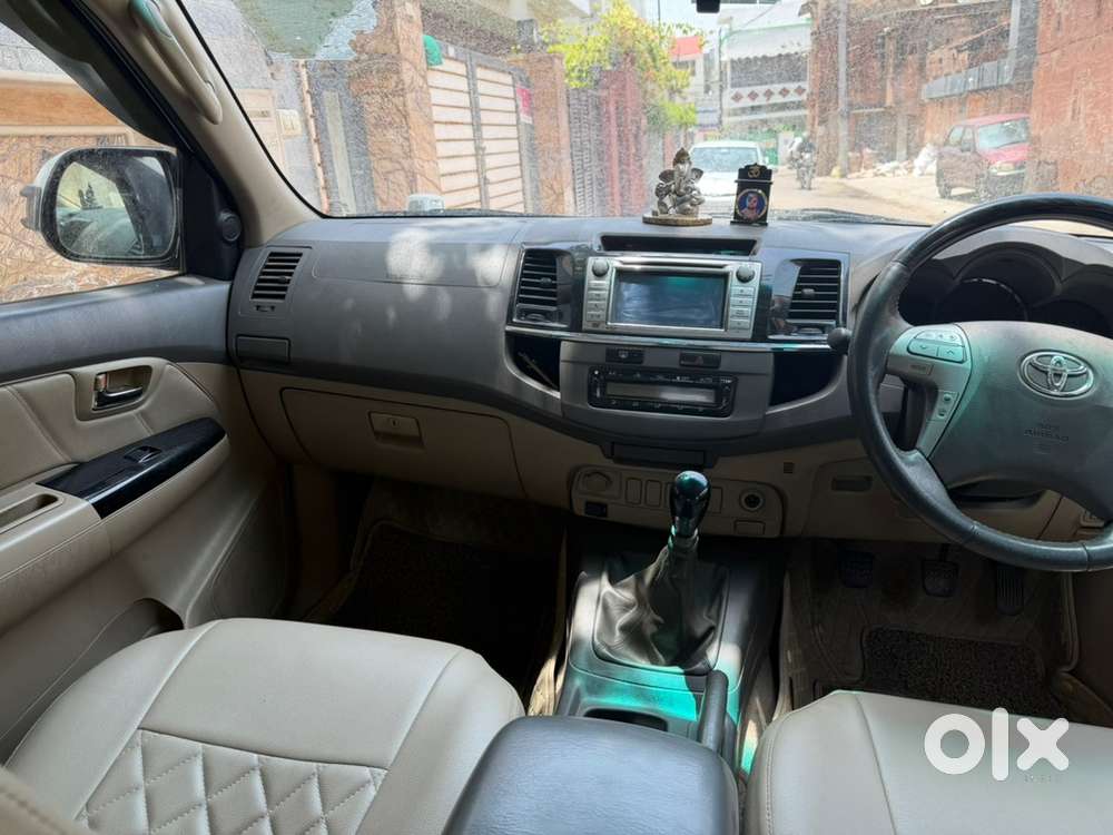 Toyota Fortuner Diesel 2012