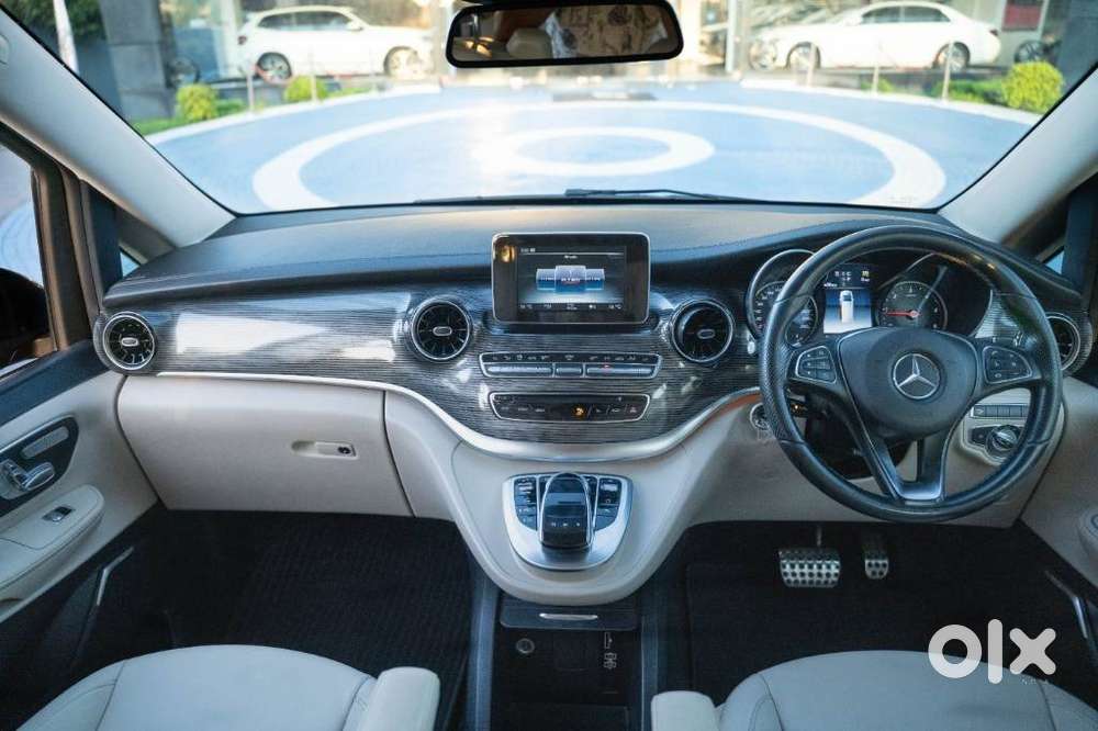Mercedes-benz V-class 2.1 220 Expression Diesel At, 2021, Diesel