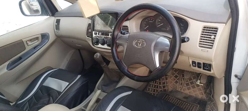 Toyota Innova Hycross 2014 Diesel Variant