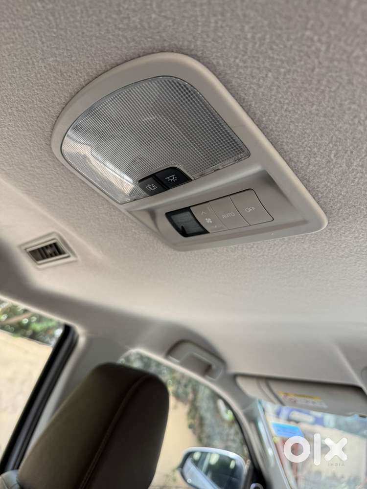 Toyota Fortuner [2021-ongoing] 2.7 2wd Petrol At, 2017, Petrol