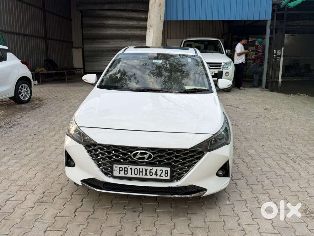 Hyundai Fluidic Verna 1.6 Crdi Sx Automatic, 2022, Diesel