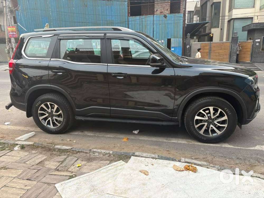 Mahindra Scorpio-n 2.0 Z2 Petrol Mt 7 Str, 2023, Petrol