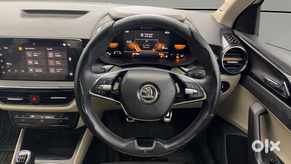 Skoda Slavia Style 1.0l Tsi Mt, 2024, Petrol