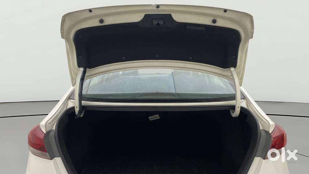 Hyundai New Elantra [2016-2019] 2.0 Sx Petrol At, 2018, Petrol