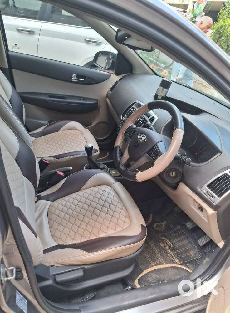 Hyundai I20 Sportz 1.2 Bs-iv, 2013, Petrol