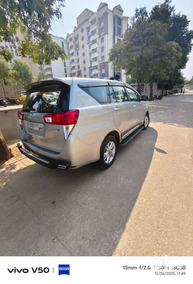 Toyota Innova Crysta 2.4 V 8 Str, 2018, Diesel