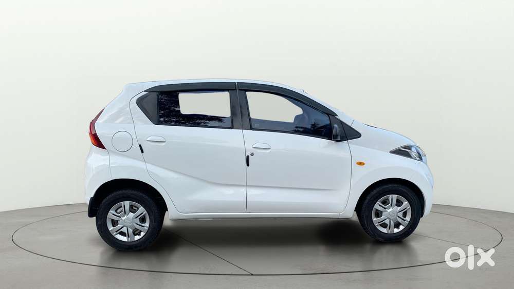 Datsun Redigo T Option, 2018, Petrol