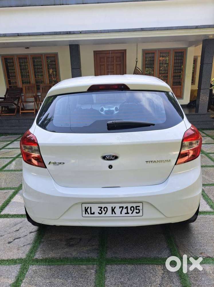 Ford Figo Petrol Titanium, 2017, Petrol