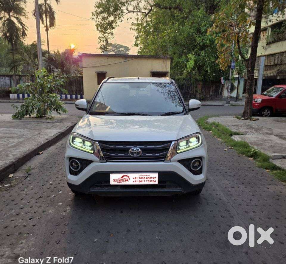 Toyota Urban Cruiser Cruiser Mid, 2022, Petrol