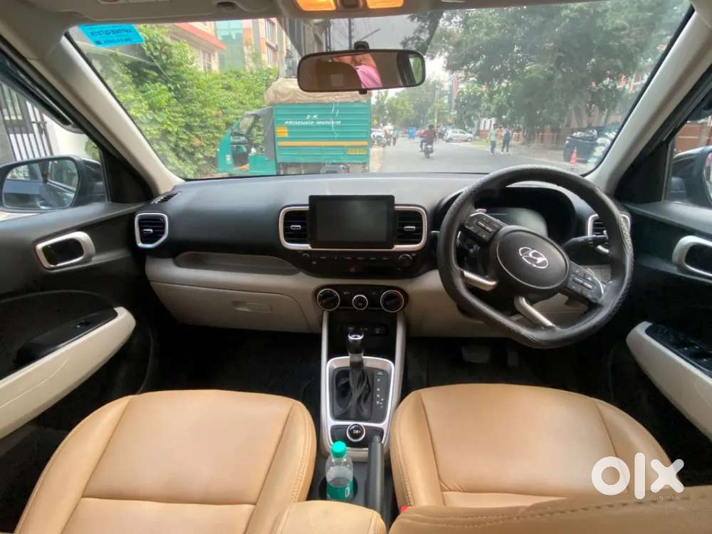 Hyundai Venue 1.0 S (o) Turbo Dct, 2024, Petrol