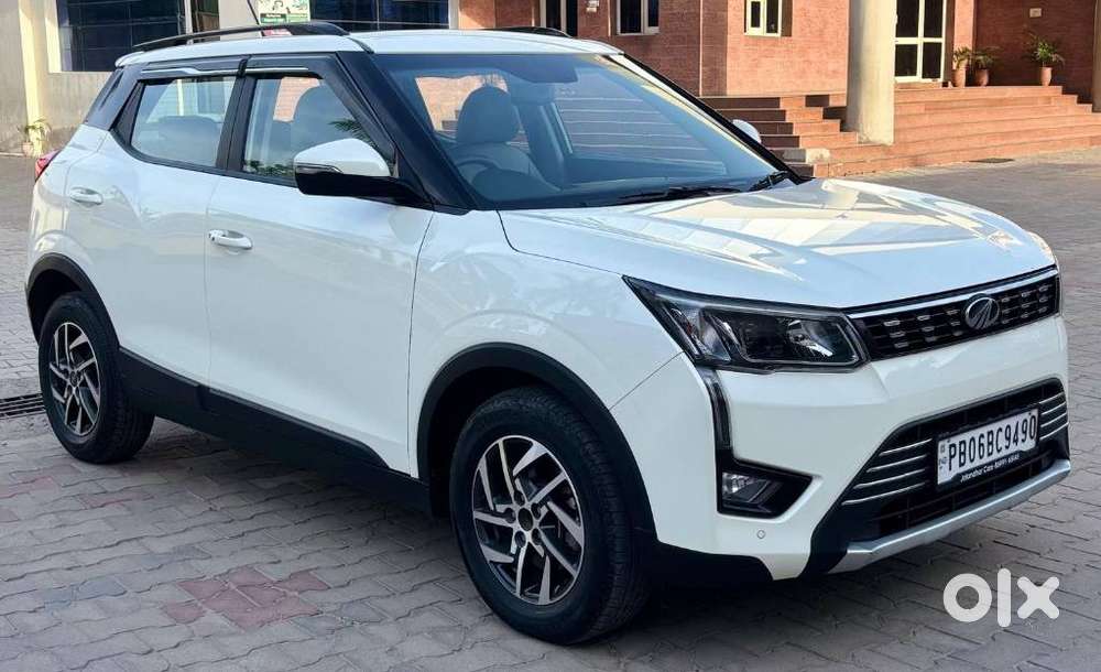 Mahindra Xuv300, 2022, Petrol