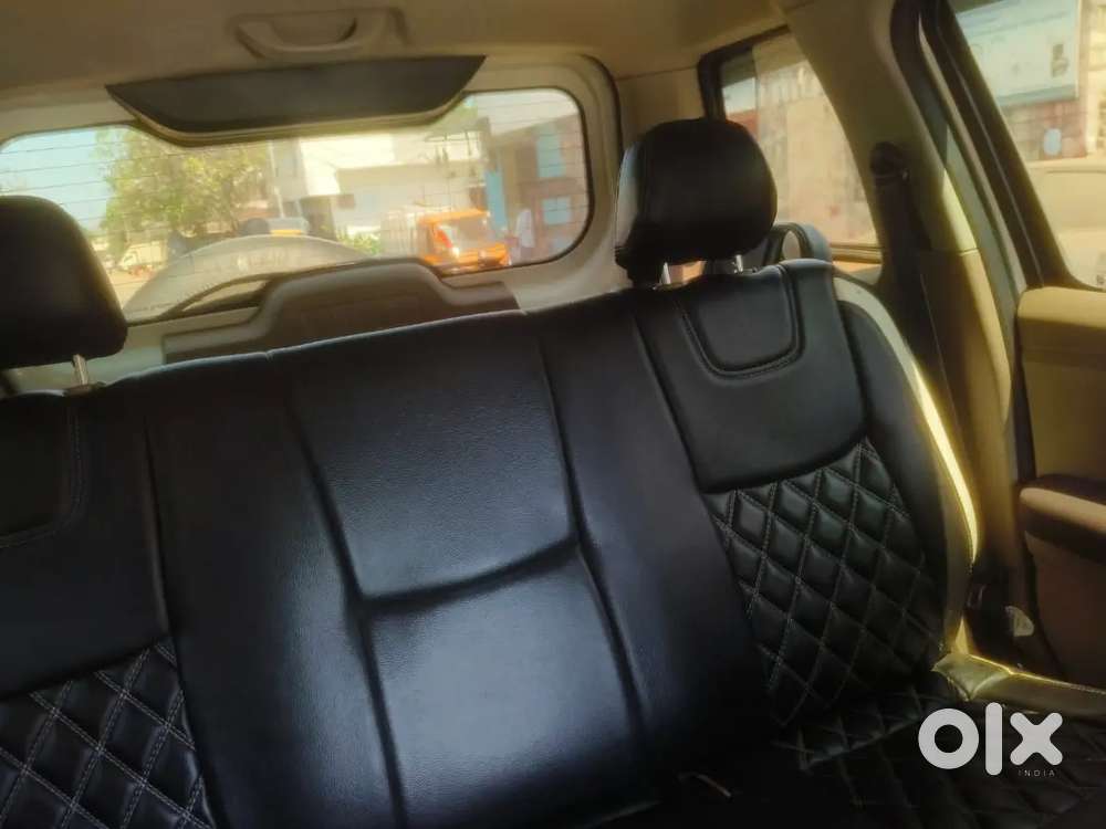 Mahindra Tuv 300 2018 Diesel Well Maintained Govt Used