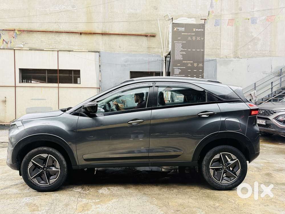 Tata Nexon Creative Plus S 1.2 Revotron Petrol 7dca, 2023, Petrol