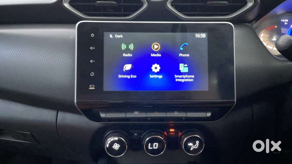 Nissan Magnite 1.0 Xv Premium Turbo Cvt, 2022, Petrol