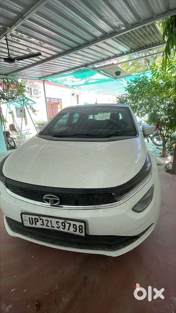 Tata Altroz Petrol 2021