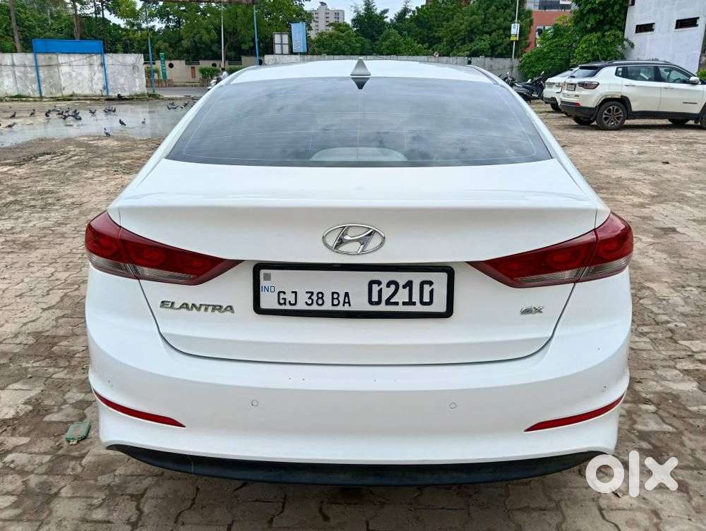 Hyundai Elantra 1.6 Sx Option At, 2018, Petrol